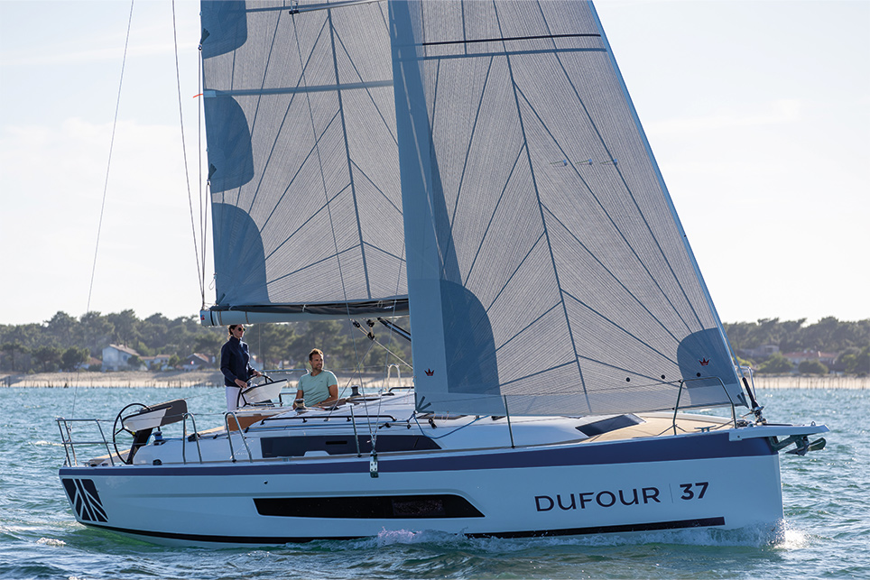 Barca Dufour 37