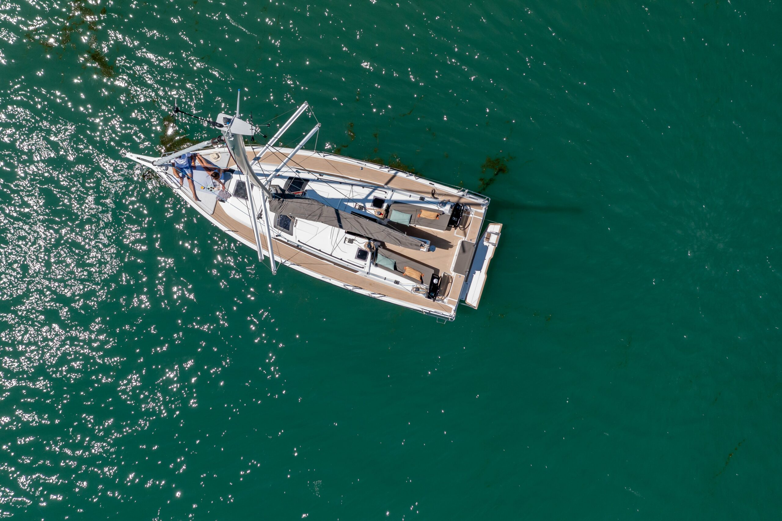 DUFOUR_37-NAVIGATION-JM_LIOT (14)-min