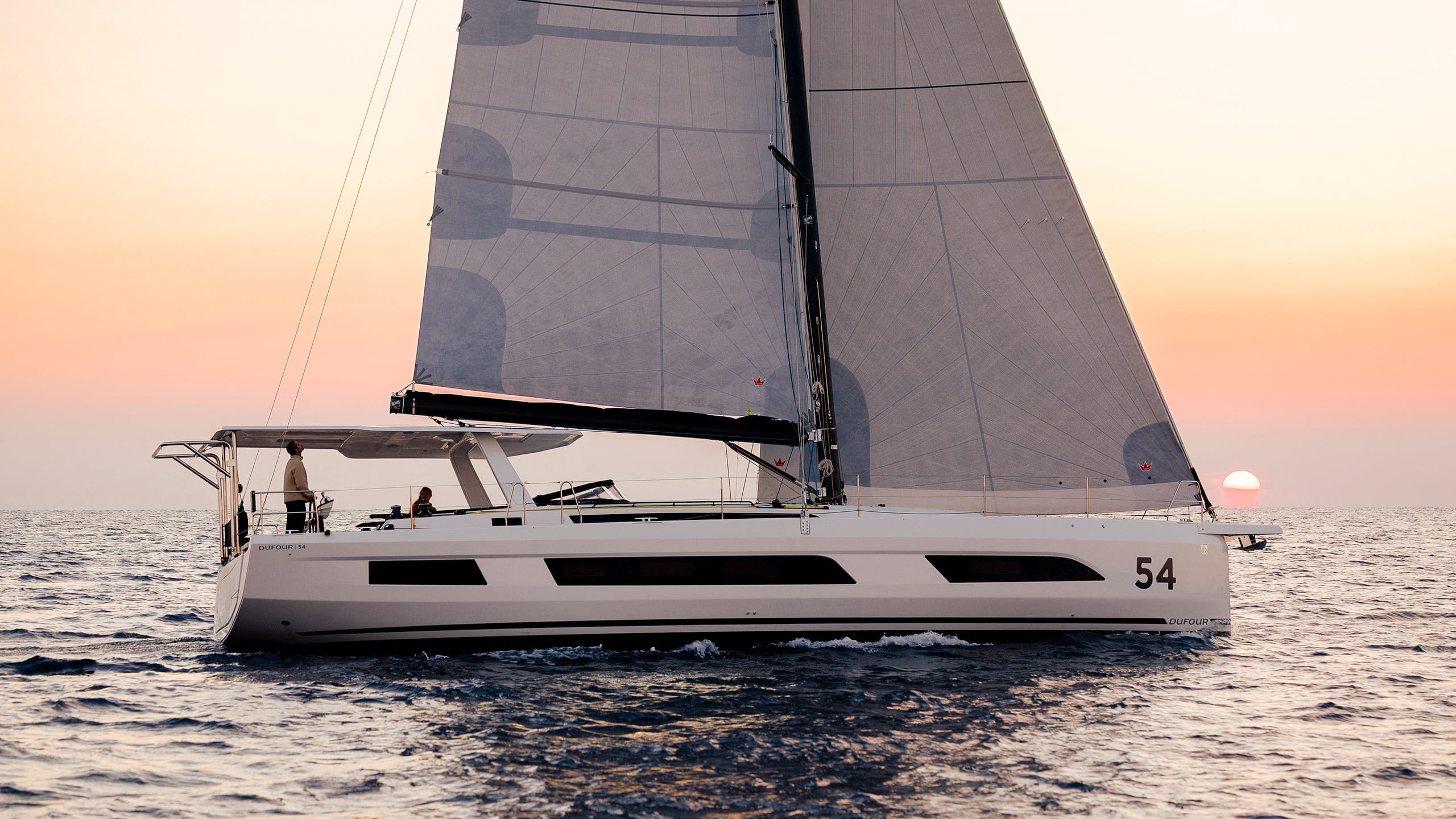 Dufour-54-Sailboat-Exterior-02