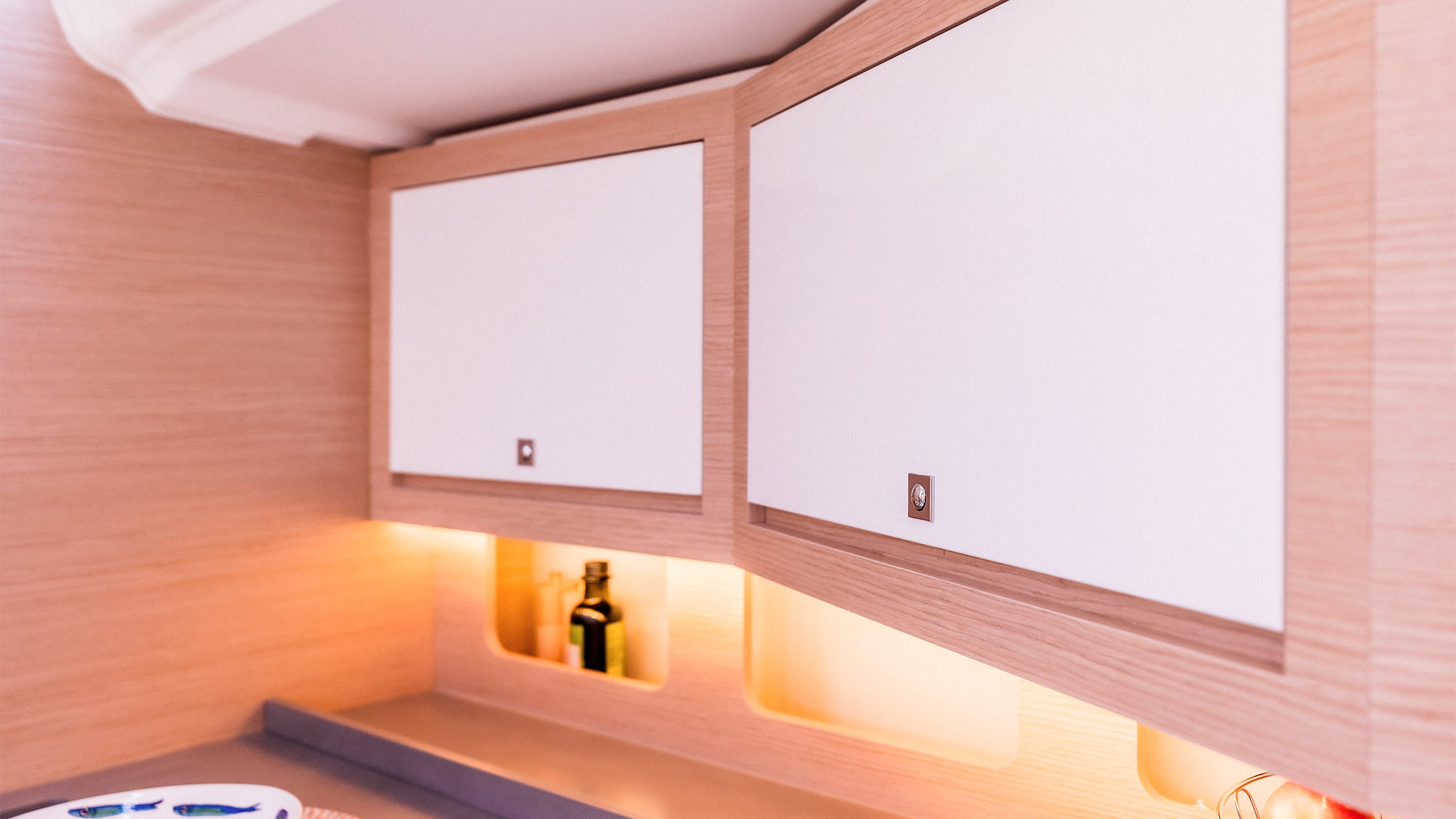 Dufour-37-Sailboat-Interior-06